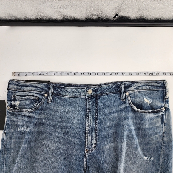 Silver NWT Sure Thing Long Short High Rise Denim Women's Plus Size 24 - Picture 4 of 11
